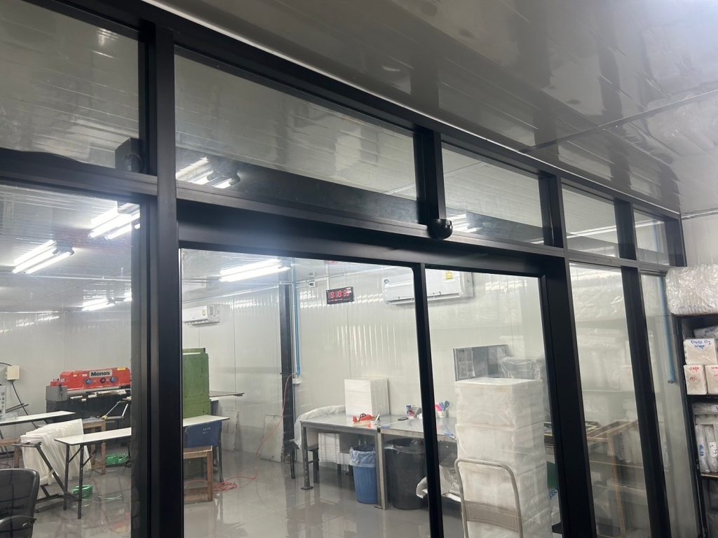 โรงงานถาดพลาสติก