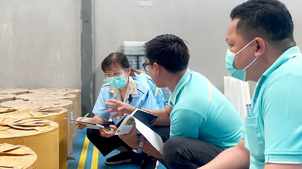 ผลิตถาดพลาสติกตามแบบ